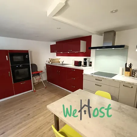Historic Comfortable One Bedroom In Center La Rochelle (Charente-Maritime)